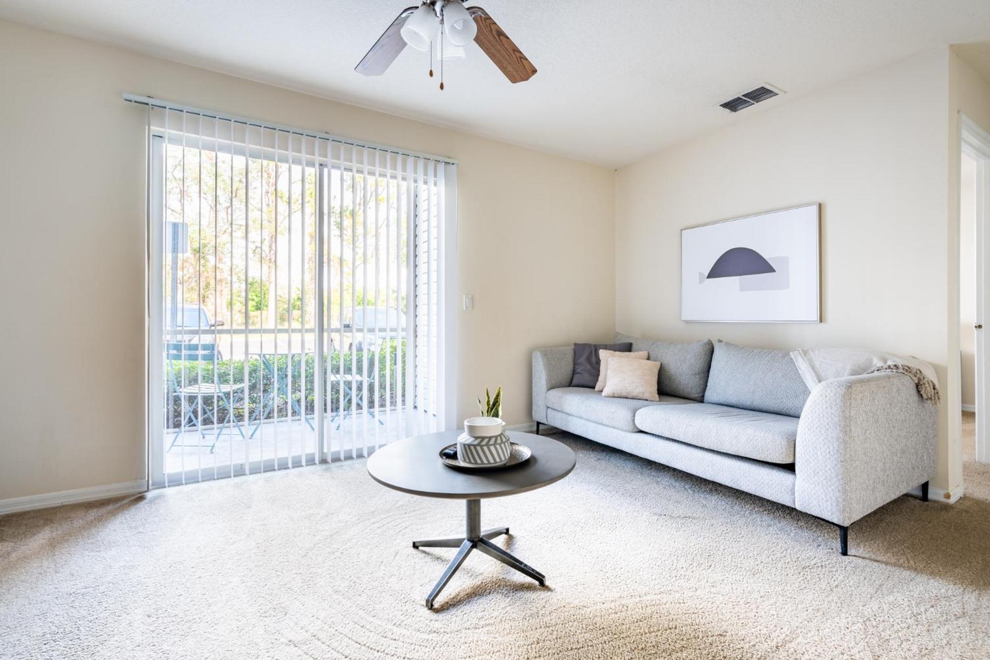Champions Walk Apartments By Barsala Bradenton Room photo